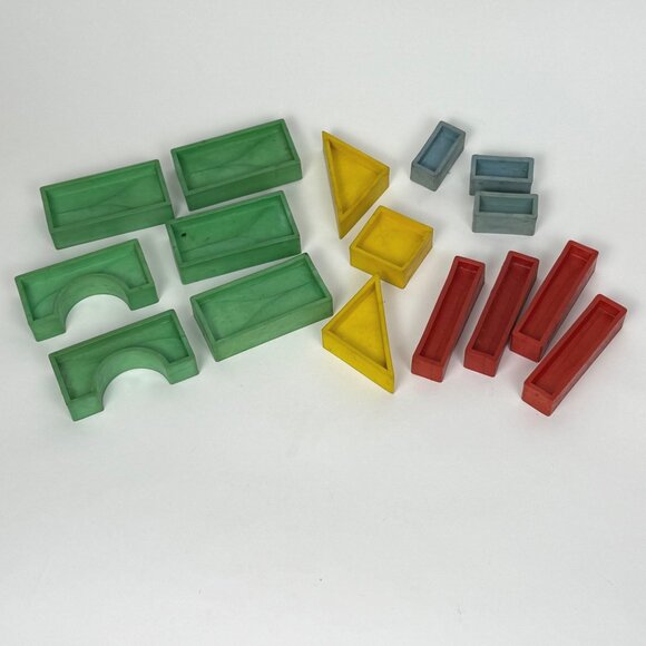 16-Pc. Vintage Soft Building Blocks QEP Bronx NY 1970s Pre-School - Picture 1 of 5